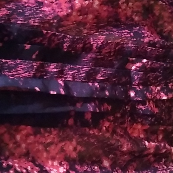 ANA Petite Blue Red Sheer Blouse. 3,/4 ,Sleeves V Neck - Picture 5 of 8